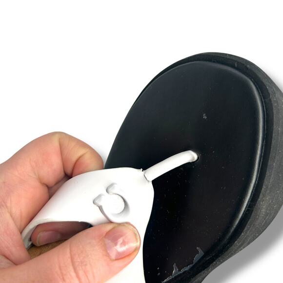 Coach black & white Platform Flip Flops Size 5 Sculpted C Chunky Y2K Sandals - Picture 7 of 12